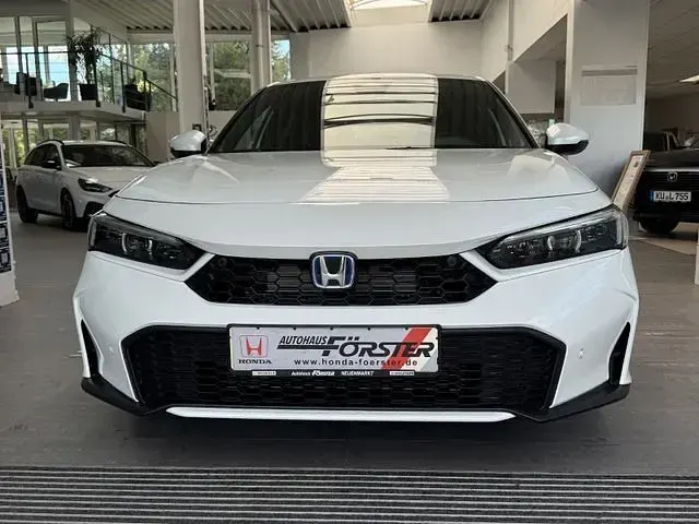 Neu Honda Civic Advance 184 PS (135 kW) 2026 Weiß Limousine
