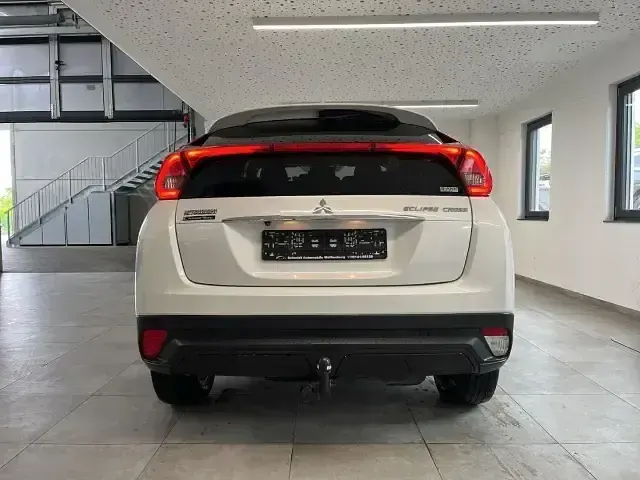 Used Mitsubishi Eclipse Cross Active 148 HP (108 kW) 2020 White SUV