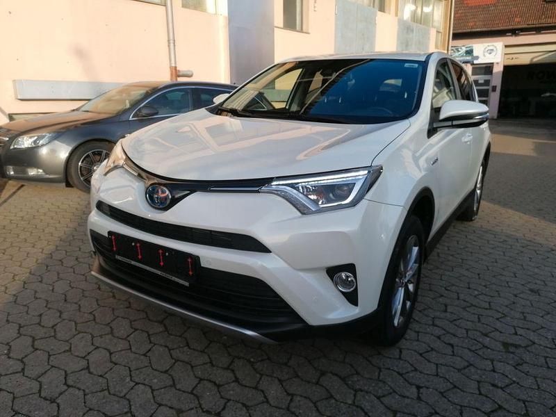 Weiß Gebraucht 2016 Toyota RAV4 Executive SUV | 17.200 € (Etwas zu teuer) - Bild 1/4