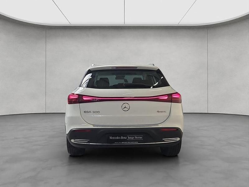 Gebraucht Mercedes EQA300 Progressive 167 kW (228 PS) 2024 Weiß SUV