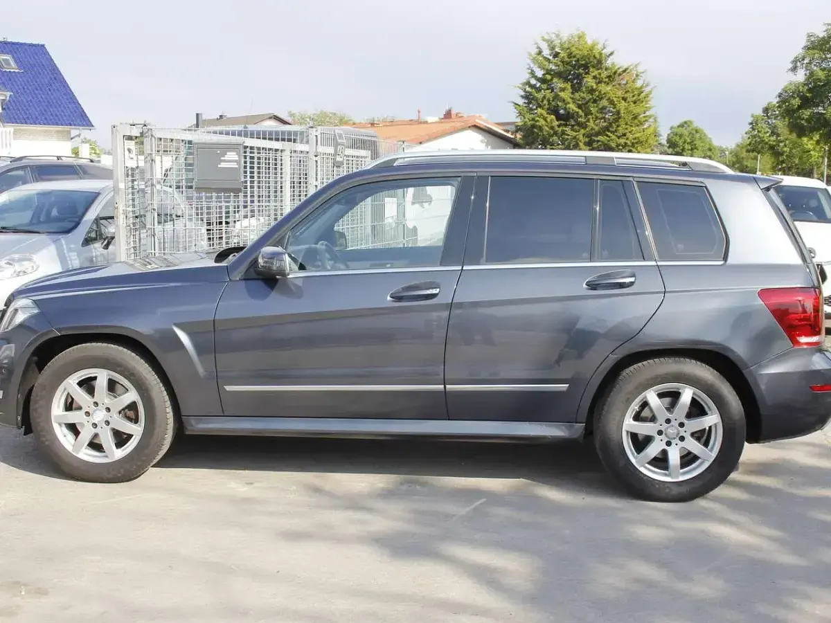 Gebraucht Mercedes GLK200 143 PS (105 kW) 2015 Tenoritgrau  metalliclack SUV