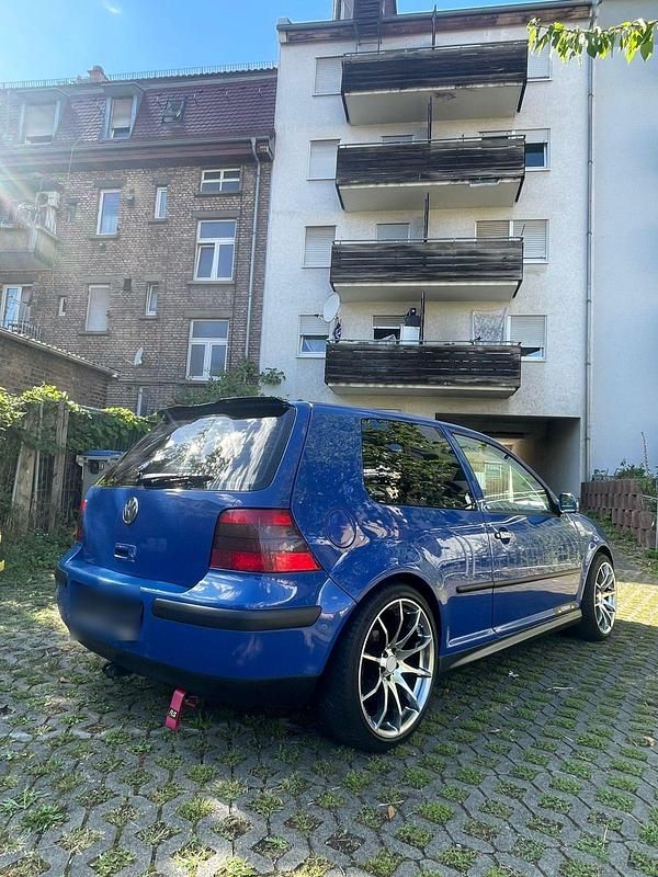 Second-hand VW Golf Sport 2000 Albastru Coupe