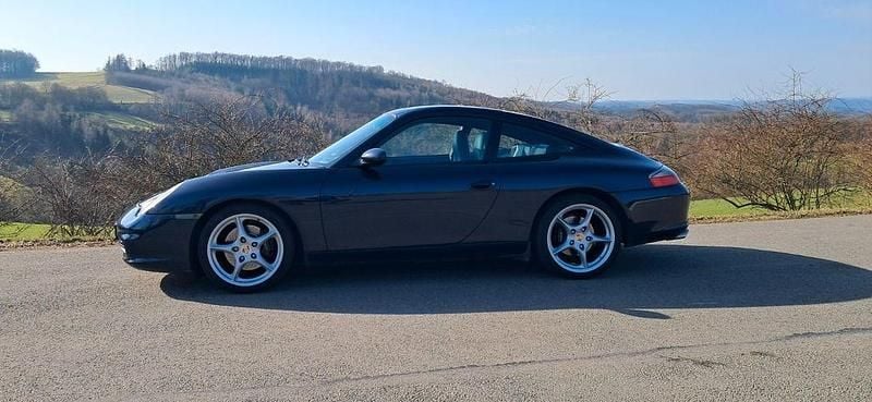 Gebraucht Porsche 996 320 PS (235 kW) 2002 Blau Coupé