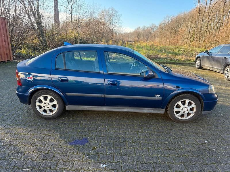 Second-hand Opel Astra 103 CP (75 kW) 2003 Albastru Break
