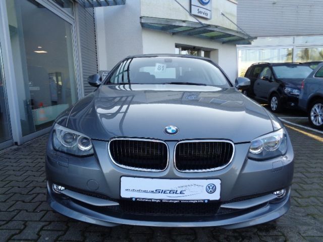 Gebraucht BMW 318 143 PS (105 kW) 2010 Grau metallic Coupé