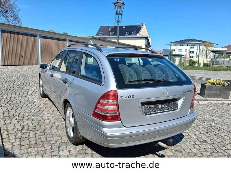 Gebraucht Mercedes C200 163 PS (119 kW) 2004 Brillantsilber  metalliclack Kombi