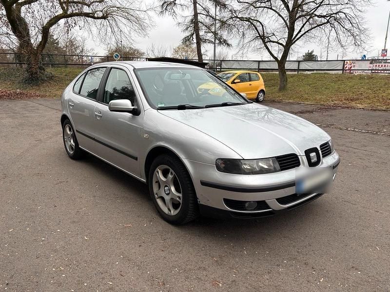 Gebraucht Seat Leon 110 PS (80 kW) 2001 Silber Kleinwagen