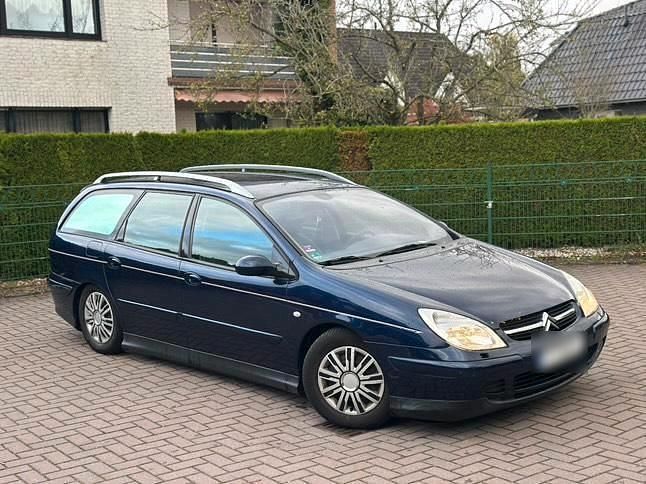 Blau Gebraucht 2004 Citroën C5 Limousine | 1.450 € (Fairer Preis) - Bild 1/4