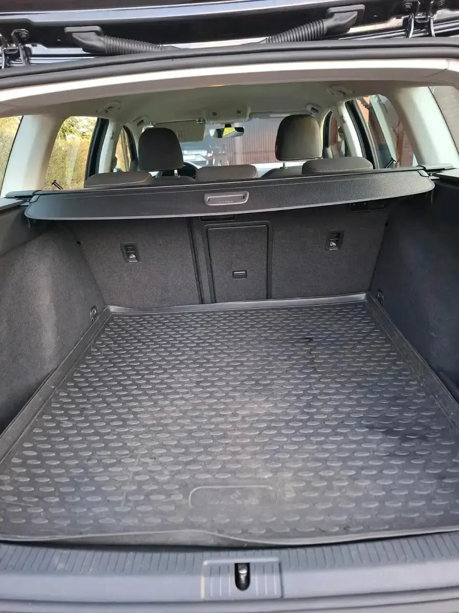 Usata VW Golf VII 150 CV (110 kW) 2018 Nero Station wagon