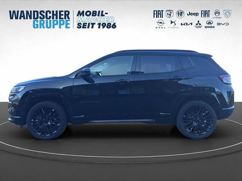 Gebraucht Jeep Compass 241 PS (177 kW) 2022 Schwarzschwarz SUV