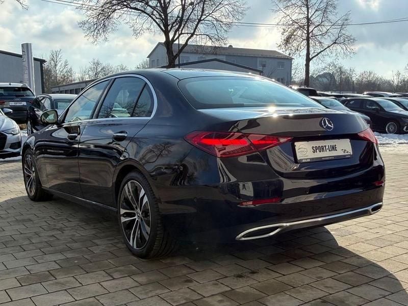 Gebraucht Mercedes C300 265 PS (194 kW) 2023 Obsidianschwarz Limousine