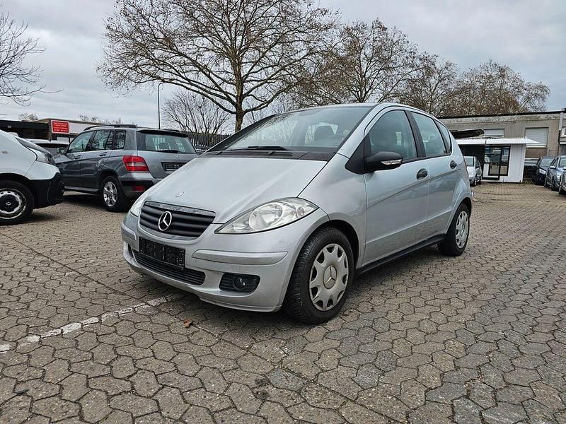 Polarsilber metalliclack Gebraucht 2005 Mercedes A170 Limousine | 3.490 € (Fairer Preis) - Bild 1/4