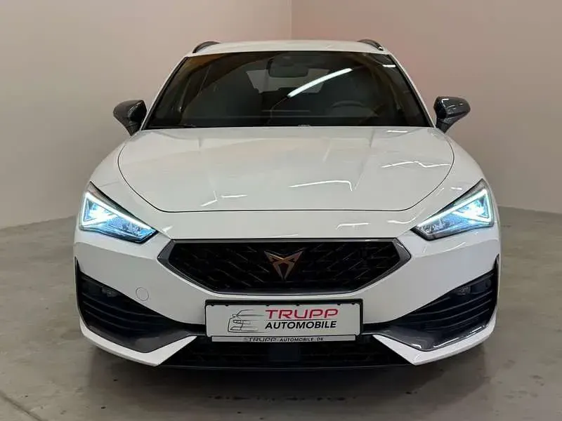 Gebraucht Cupra Leon 245 PS (180 kW) 2022 Weiß Limousine