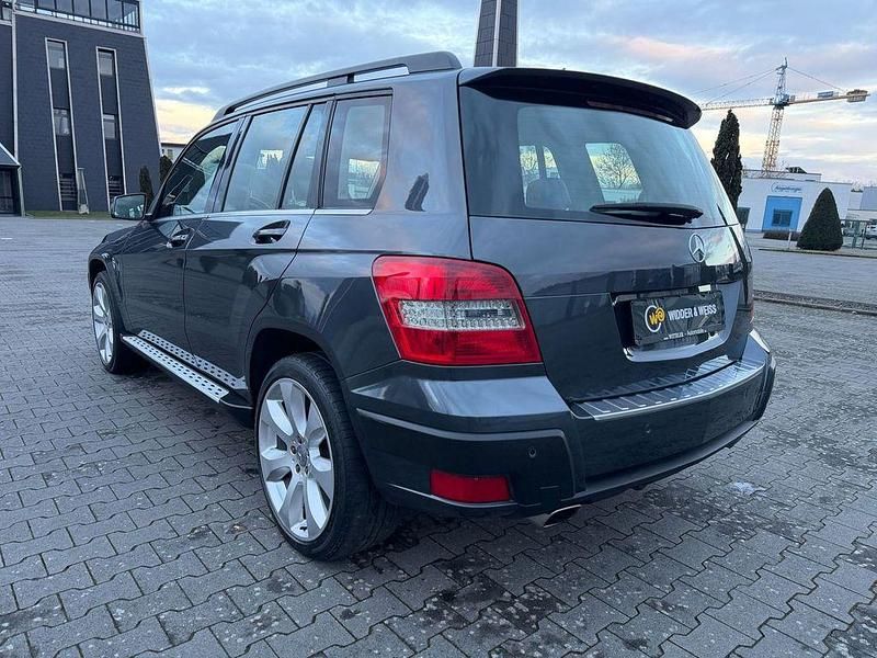 Gebraucht Mercedes GLK320 224 PS (164 kW) 2008 Tenoritgrau SUV