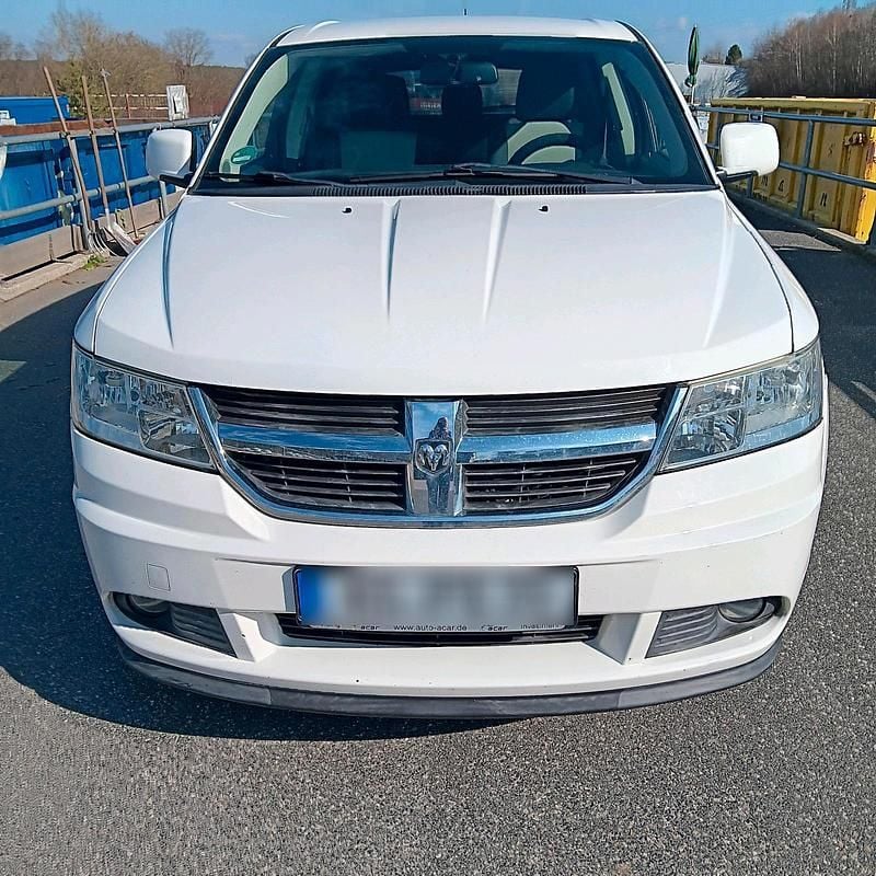 Gebraucht Dodge Journey 170 PS (125 kW) 2009 Weiß SUV