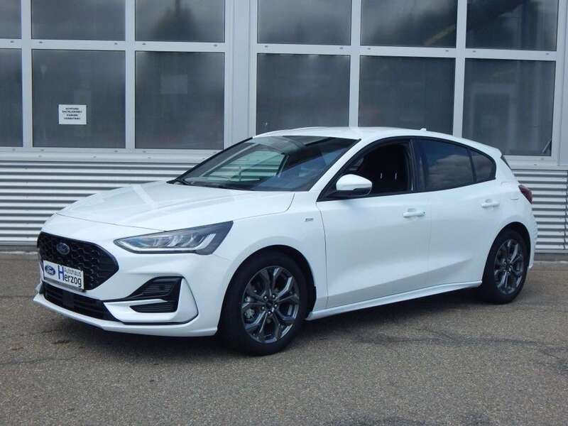 Frozen white Neu 2024 Ford Focus ST-Line Limousine | 27.490 € (Guter Preis) - Bild 1/4