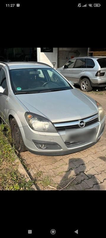 Grau Gebraucht 2006 Opel Astra Kombi | 950 € (Superpreis) - Bild 1/4