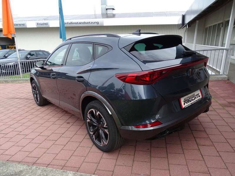 Gebraucht Cupra Formentor 150 PS (110 kW) 2024 Magnetic grau (metallic) SUV