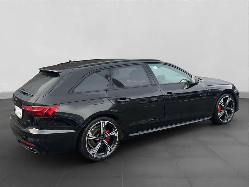 Gebraucht Audi A4 S-Line 204 PS (150 kW) 2025 Schwarz Kombi