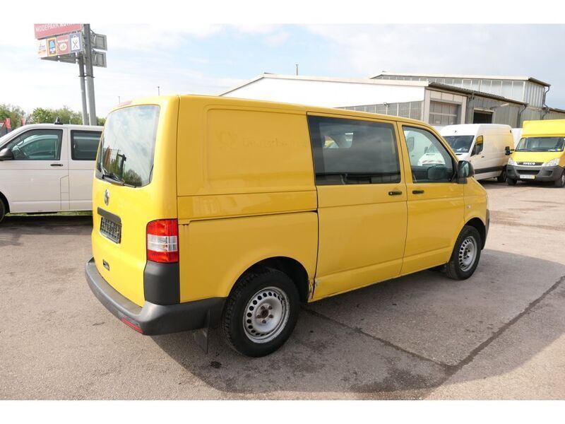 Gebraucht VW T5 84 PS (61 kW) 2014 Ginstergelb r1032 Van