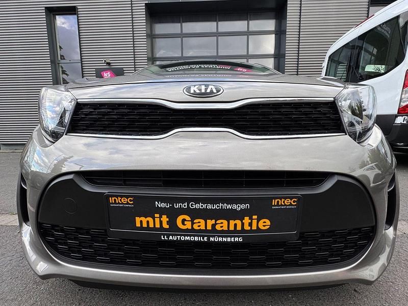 Silber Gebraucht 2017 Kia Picanto DREAM-TEAM Edition Kleinwagen | 8.999 € (Fairer Preis) - Bild 1/3