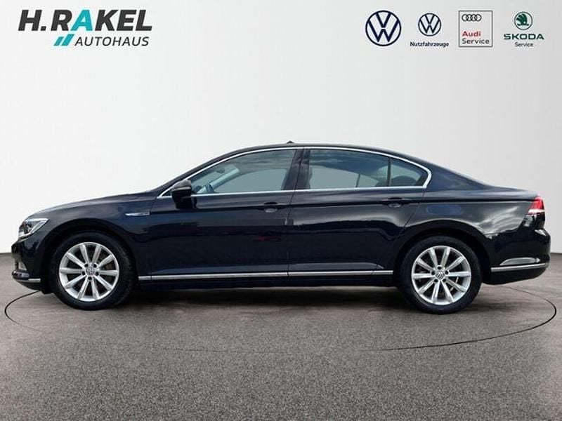Gebraucht VW Passat Comfortline 239 PS (175 kW) 2015 Schwarz Limousine