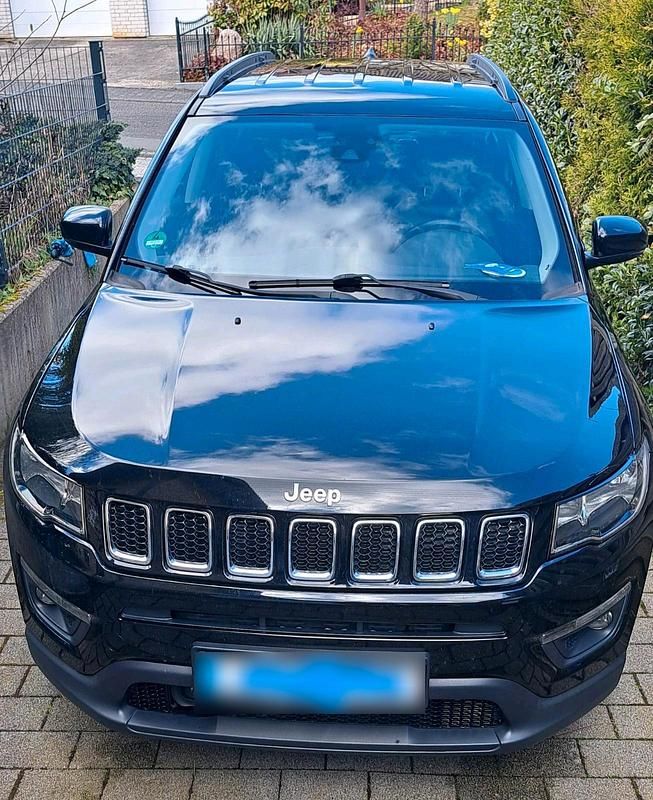Second-hand Jeep Compass 140 CP (102 kW) 2018 Negru SUV