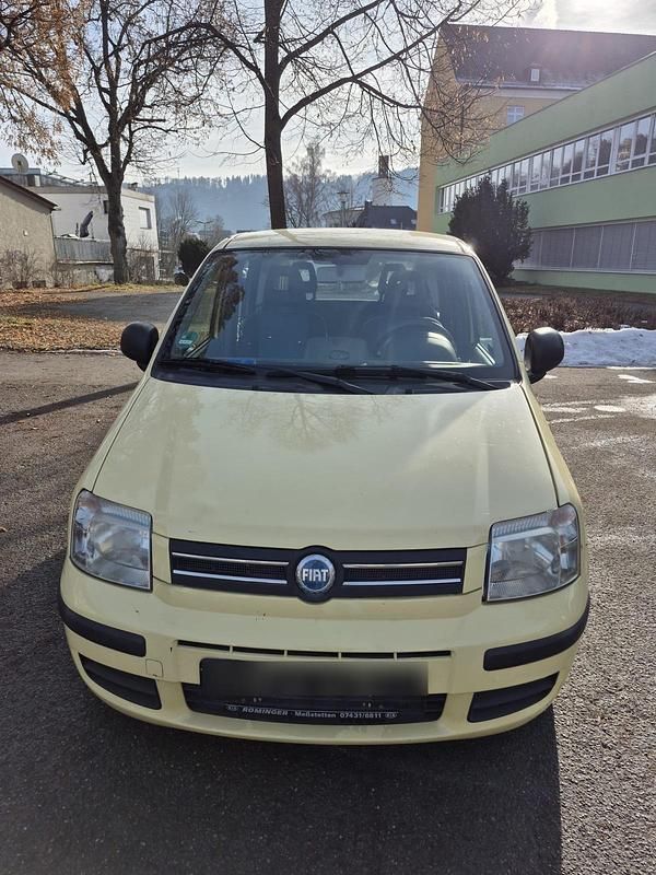 Gelb Gebraucht 2011 Fiat Panda Kleinwagen | 1.700 € (Guter Preis) - Bild 1/4