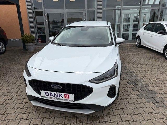 Gebraucht Ford Focus Active 116 PS (85 kW) 2023 Weiß Kombi