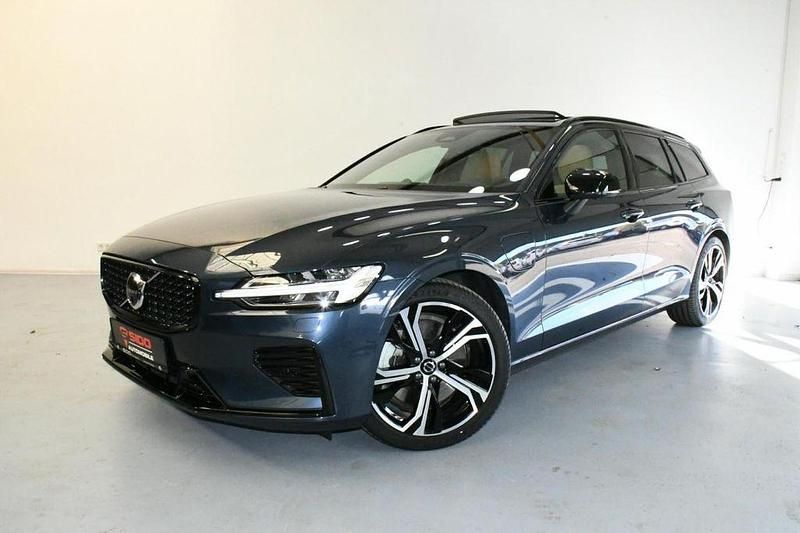 Denim blue (blau) Gebraucht 2025 Volvo V60 Ultra Kombi | 47.980 € (Teuer) - Bild 1/4