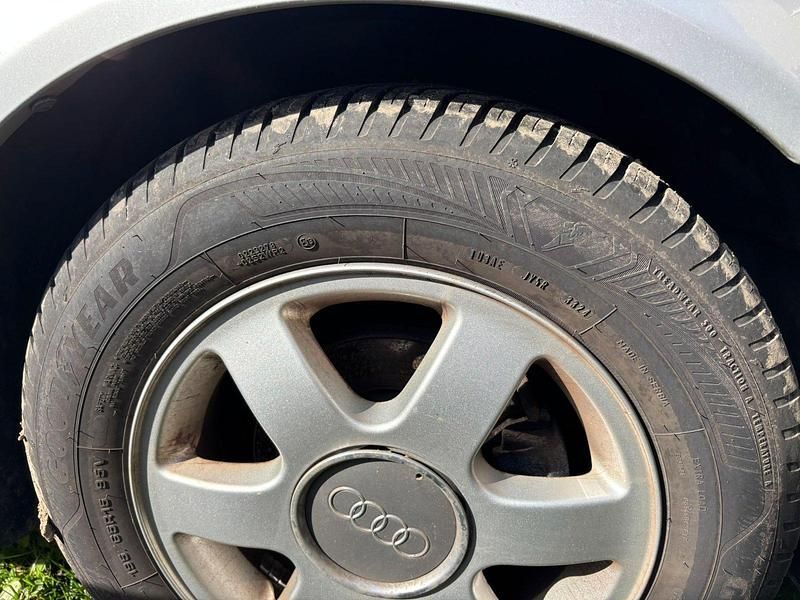 Brugt Audi A3 102 HK (75 kW) 2000 Sølv Hatchback