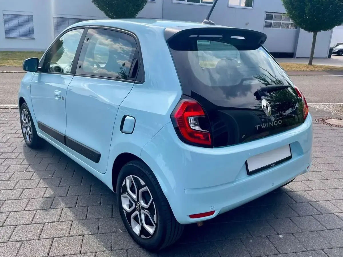 Gebraucht Renault Twingo Equilibre 65 PS (47 kW) 2024 Blau Kleinwagen