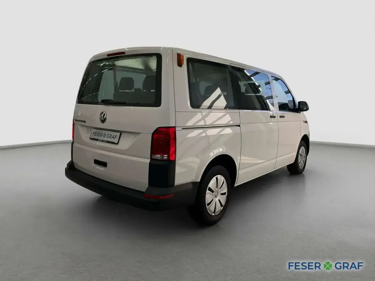 Second-hand VW Transporter 110 CP (80 kW) 2021 Alb Van