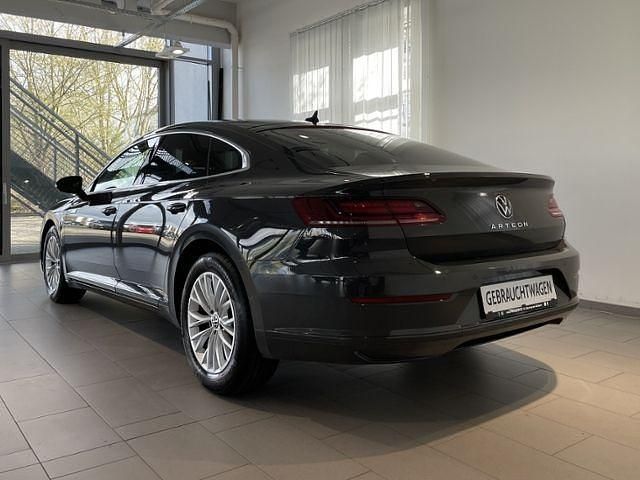 Gebraucht VW Arteon Basis 150 PS (110 kW) 2021 Uranograu Limousine