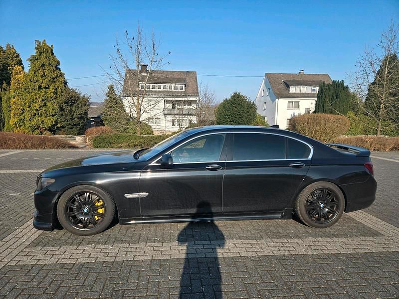 Gebraucht BMW ActiveHybrid 7 600 PS (441 kW) 2010 Schwarz Limousine