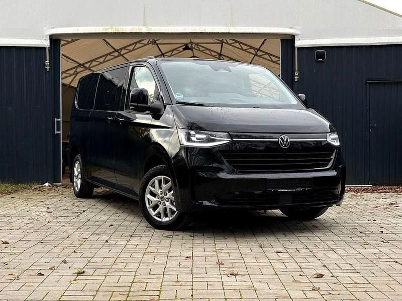 Neu VW T7 Style 170 PS (125 kW) 2025 Schwarz Van