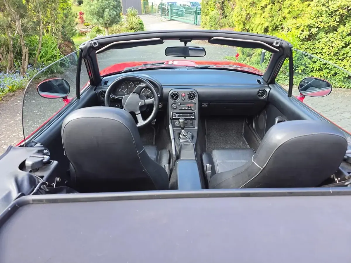 Gebraucht Mazda MX5 115 PS (84 kW) 1990 Rot Cabrio