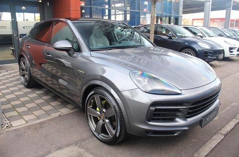 Gebraucht Porsche Cayenne Chrono 462 PS (339 kW) 2020 Grau SUV