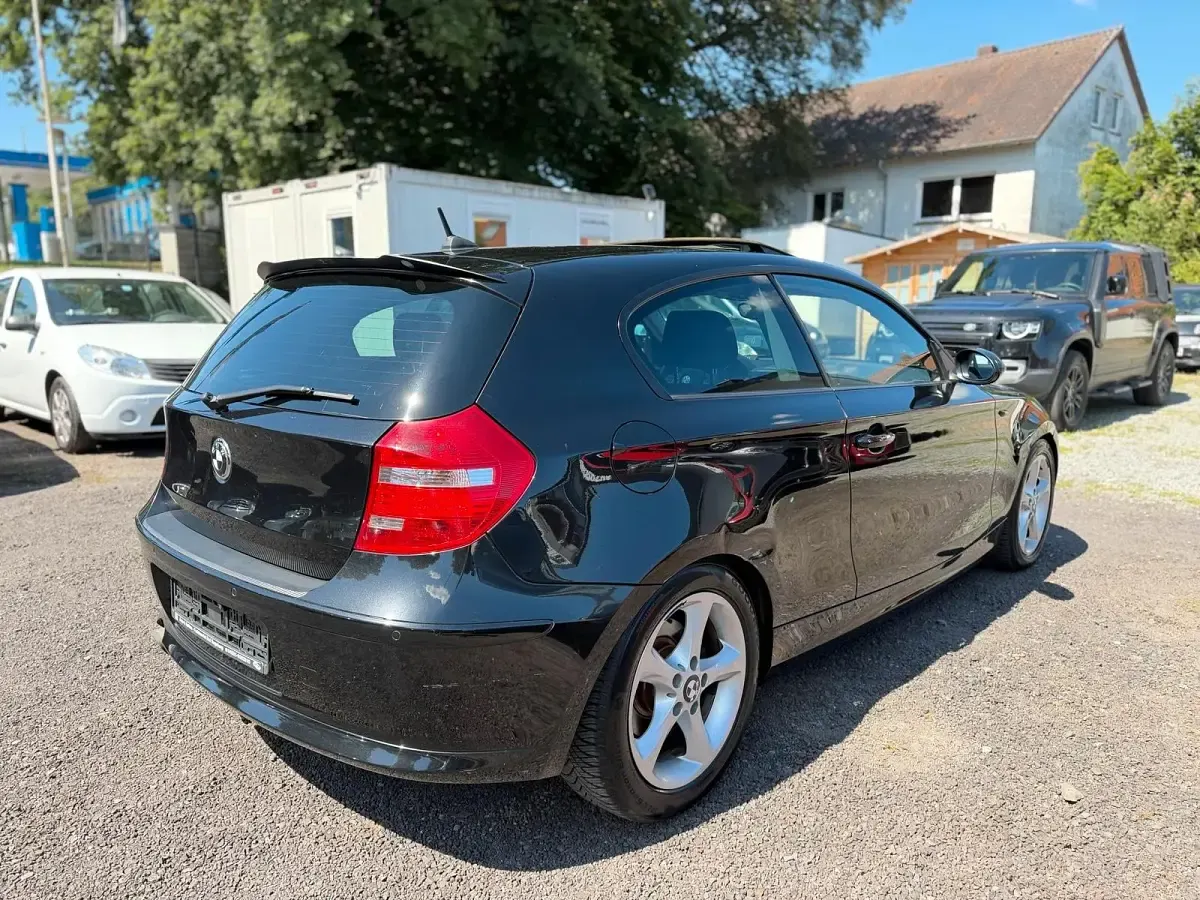 Gebraucht BMW 120 Coupé Advantage 170 PS (125 kW) 2008 Schwarz Coupé
