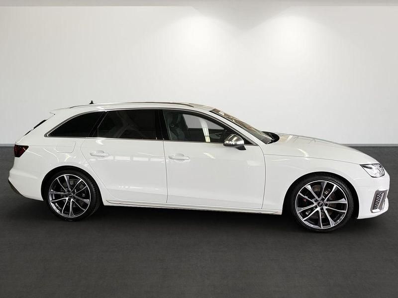 Gebraucht Audi S4 Design 341 PS (250 kW) 2024 Weiss Kombi