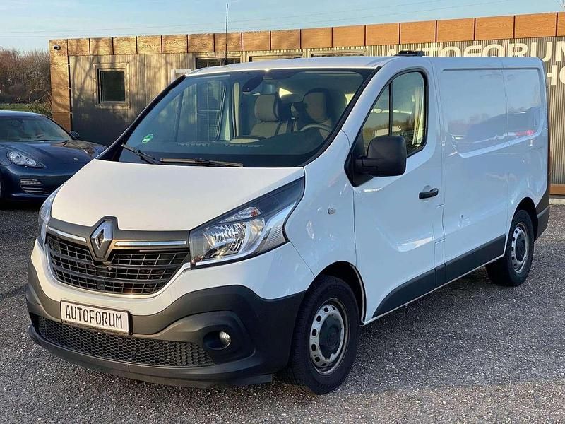 Gebraucht Renault Trafic Komfort 120 PS (88 kW) 2021 Gletscherweiss Van / Kleinbus
