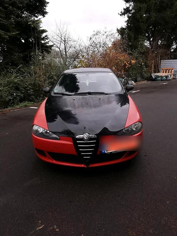 Orange Gebraucht 2007 Alfa Romeo 147 Kleinwagen | 600 € - Bild 1/4