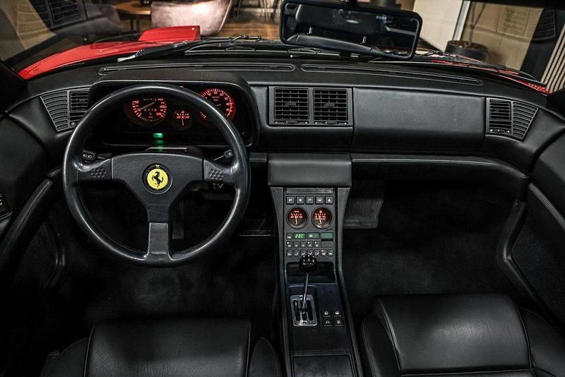Gebraucht Ferrari 348 300 PS (220 kW) 1992 Rot Cabrio