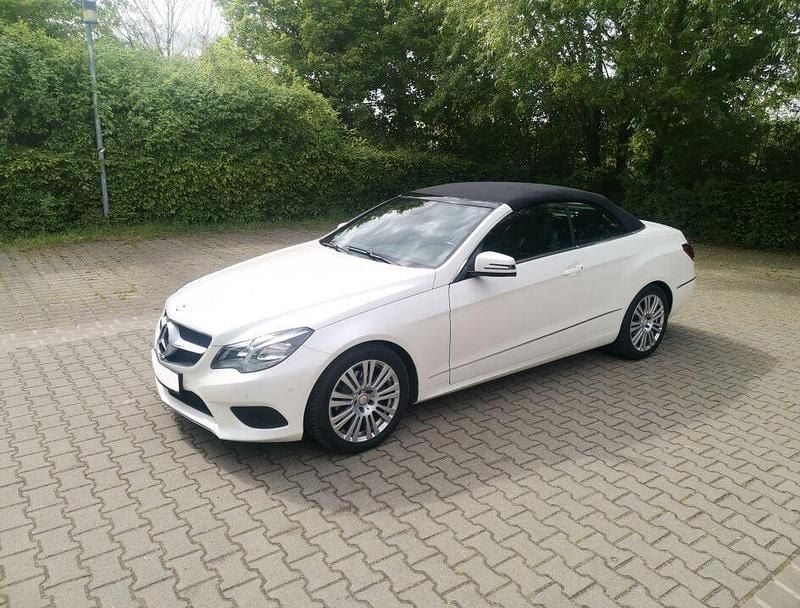 Second-hand Mercedes E200 184 CP (135 kW) 2014 Alb Cabrio