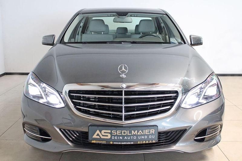 Gebraucht Mercedes E350 Elegance 258 PS (189 kW) 2015 Selenitgrau Limousine