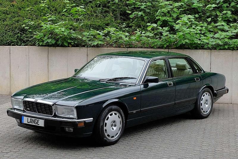 Alpine green pearl (metallic) Gebraucht 1994 Jaguar XJR R Limousine | 39.980 € - Bild 1/4