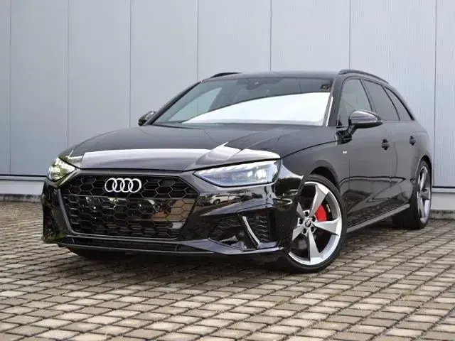 Gebraucht Audi A4 S-Line 265 PS (194 kW) 2024 Mythosschwarz metallic (metallic) Kombi