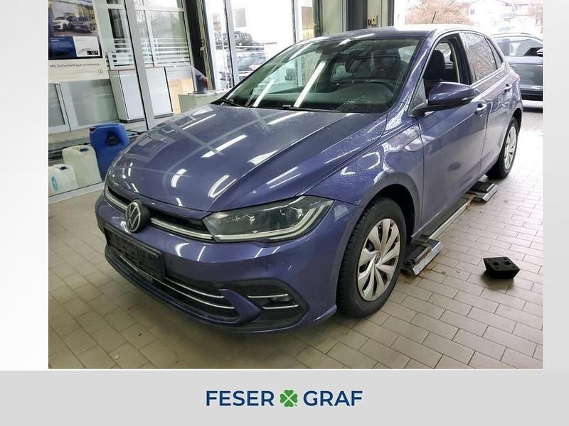 Gebraucht VW Polo Style 95 PS (69 kW) 2022 Vibrant violet metallic Kleinwagen