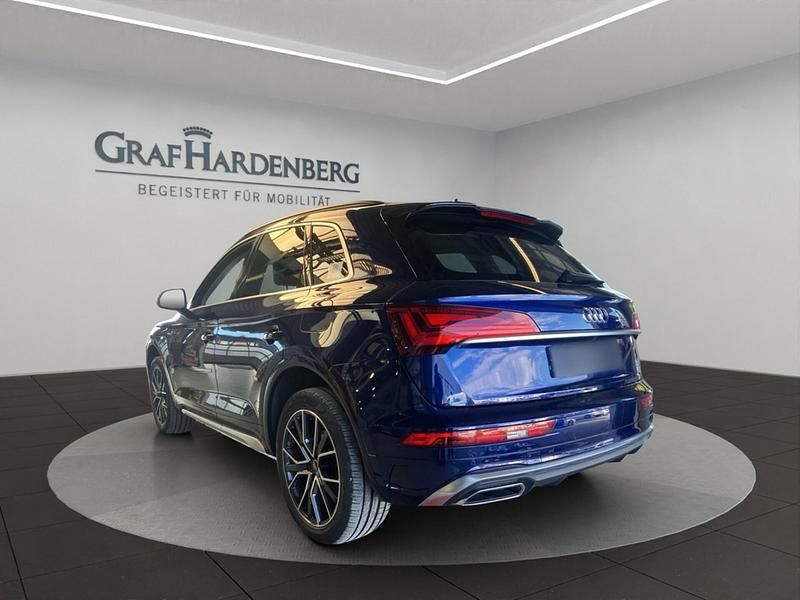 Second-hand Audi Q5 S-Line 367 CP (269 kW) 2023 Albastru SUV
