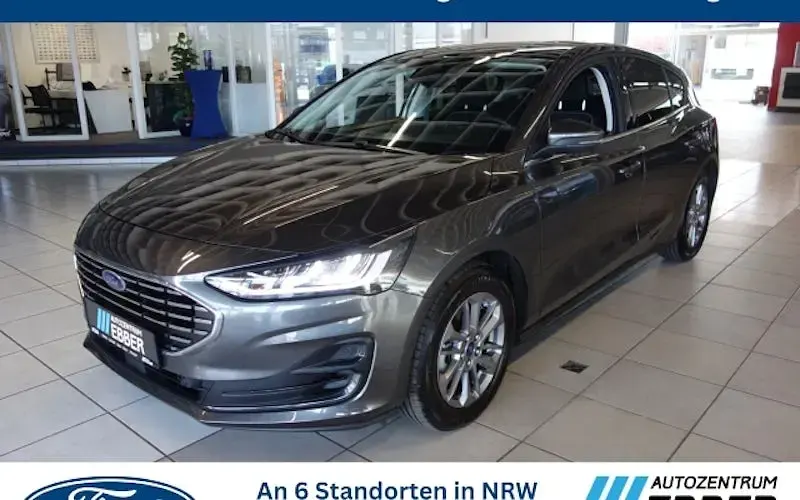 Używany Ford Focus Titanium 125 KM (91 kW) 2023 Sedan/Limuzyna